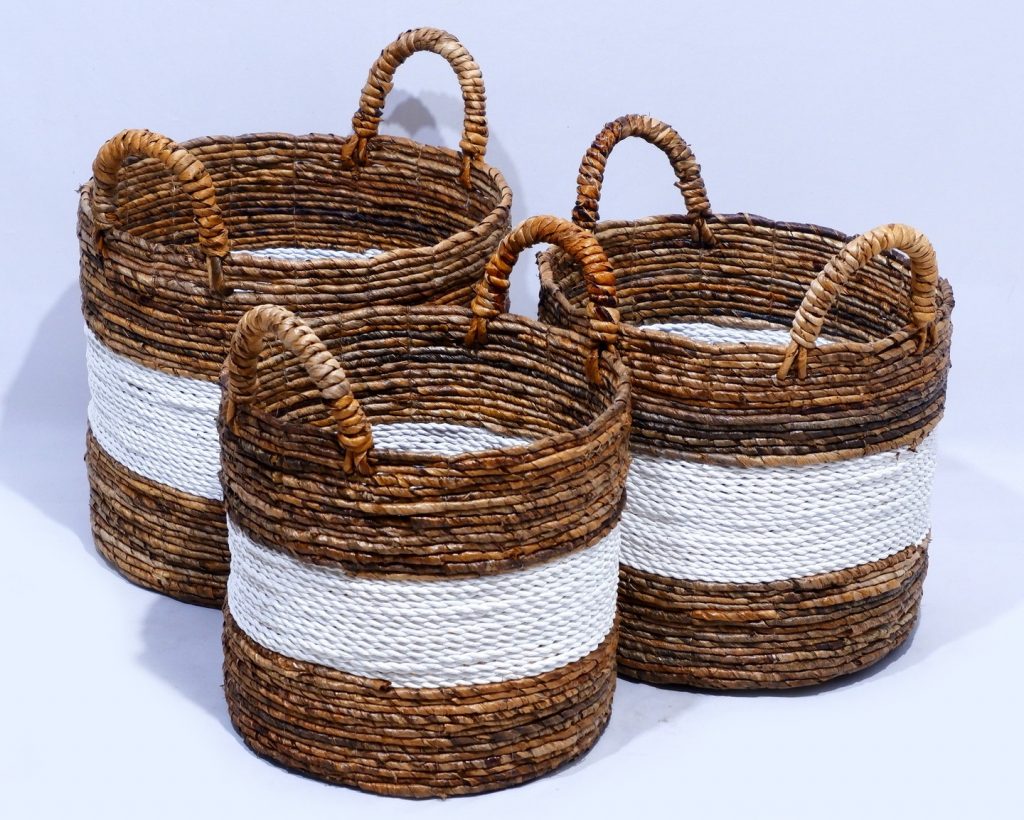 basket banana leaf